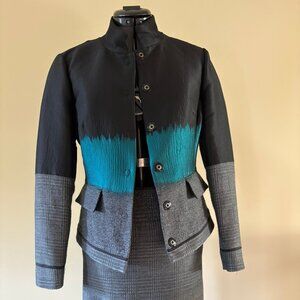 Per Se 2-piece suit size 0 blazer and size 2 skirt